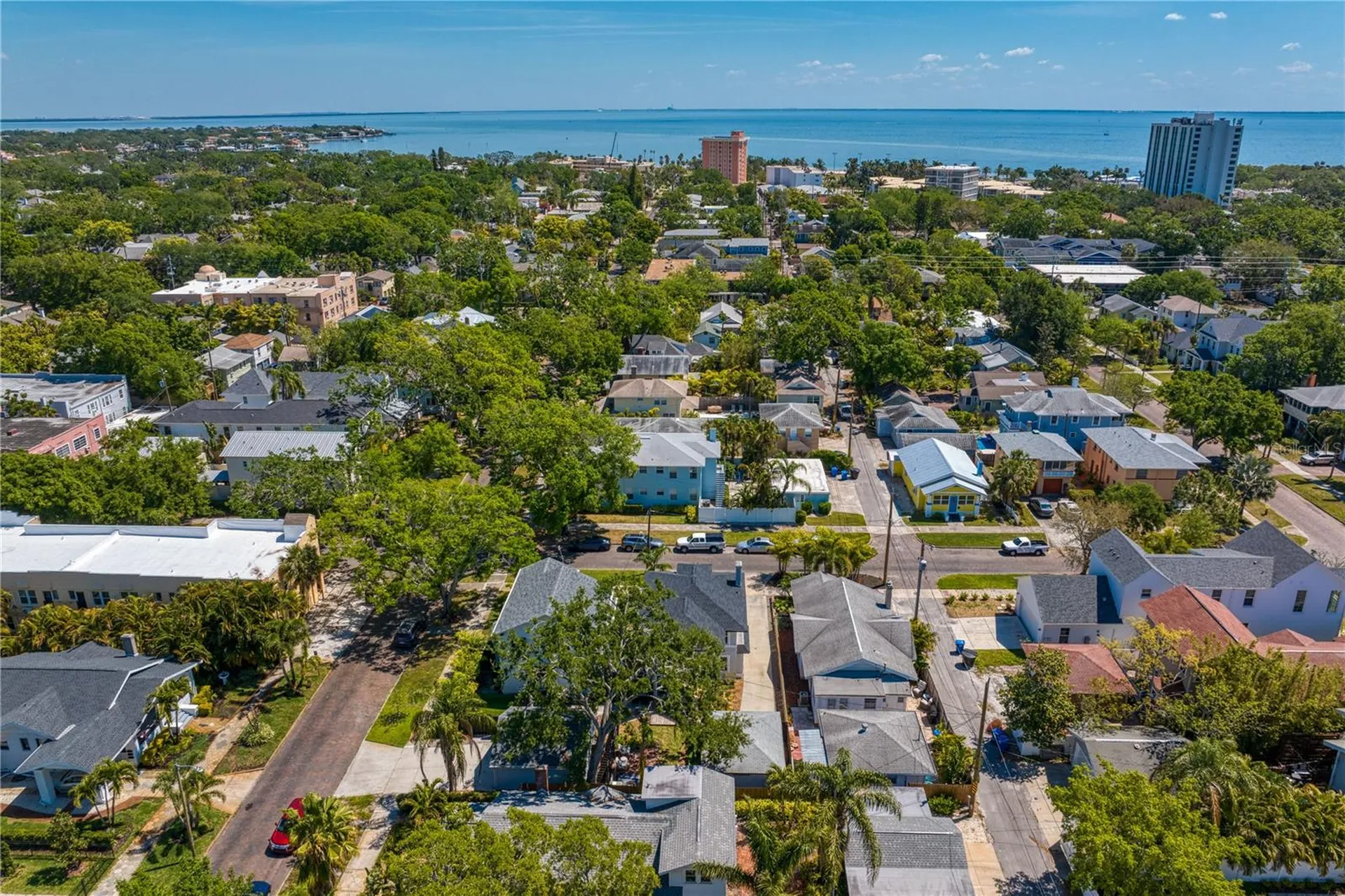 1140 Oak Street NE St Petersburg FL 33701