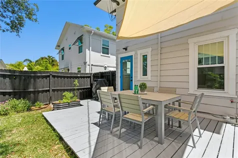 1140 Oak Street NE St Petersburg FL 33701