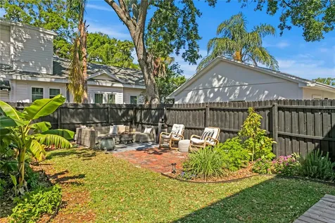 1140 Oak Street NE St Petersburg FL 33701