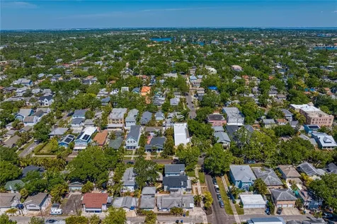 1140 Oak Street NE St Petersburg FL 33701