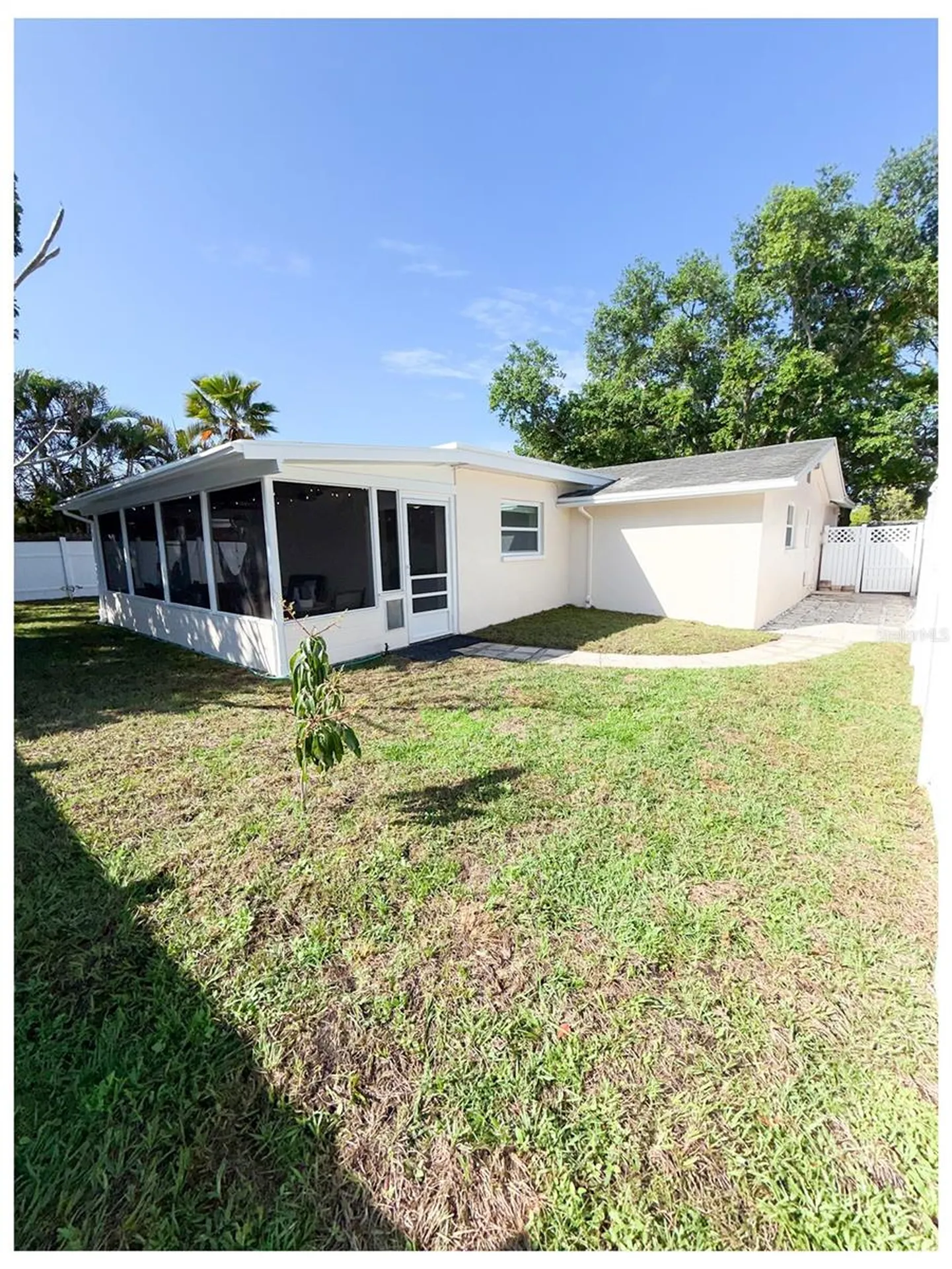 2225 Nellie Street Largo FL 33774