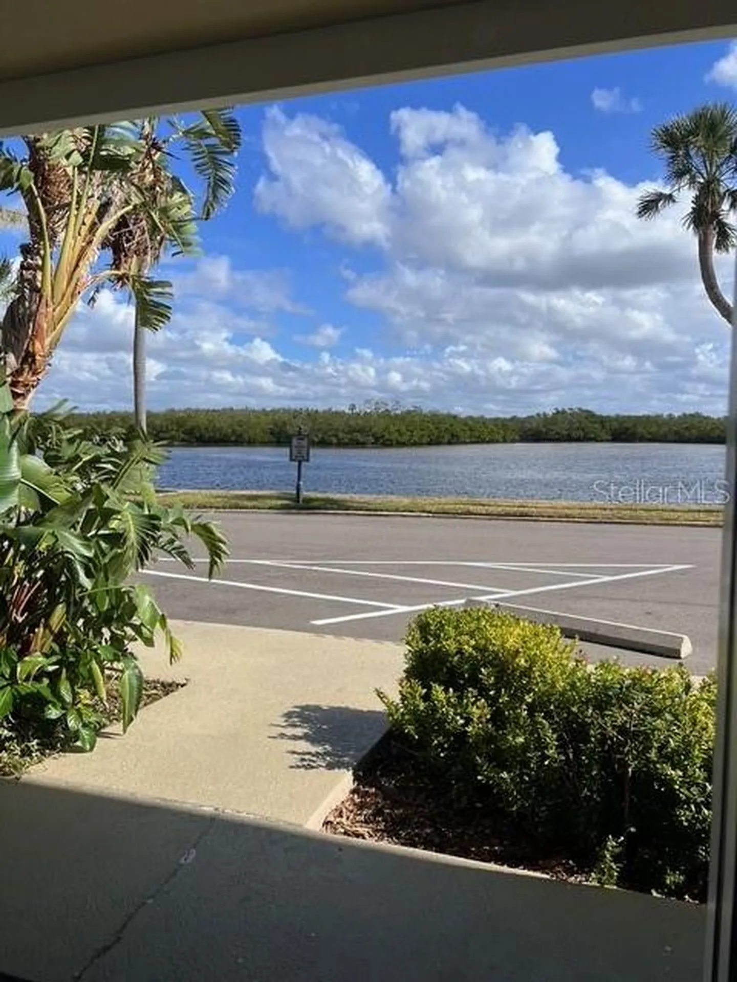 611 Destiny Drive Ruskin FL 33570