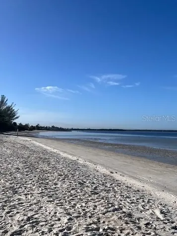 611 Destiny Drive Ruskin FL 33570