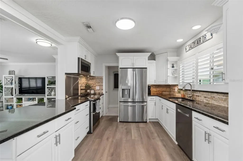 311 Island Way Clearwater Beach FL 33767