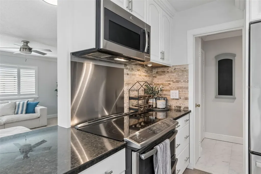 311 Island Way Clearwater Beach FL 33767