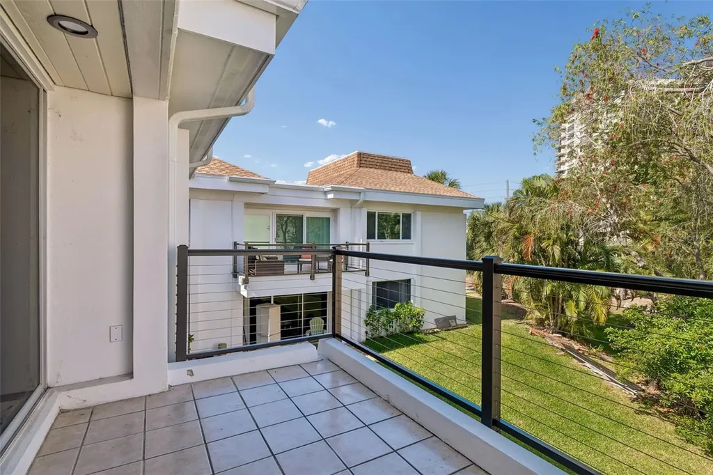311 Island Way Clearwater Beach FL 33767