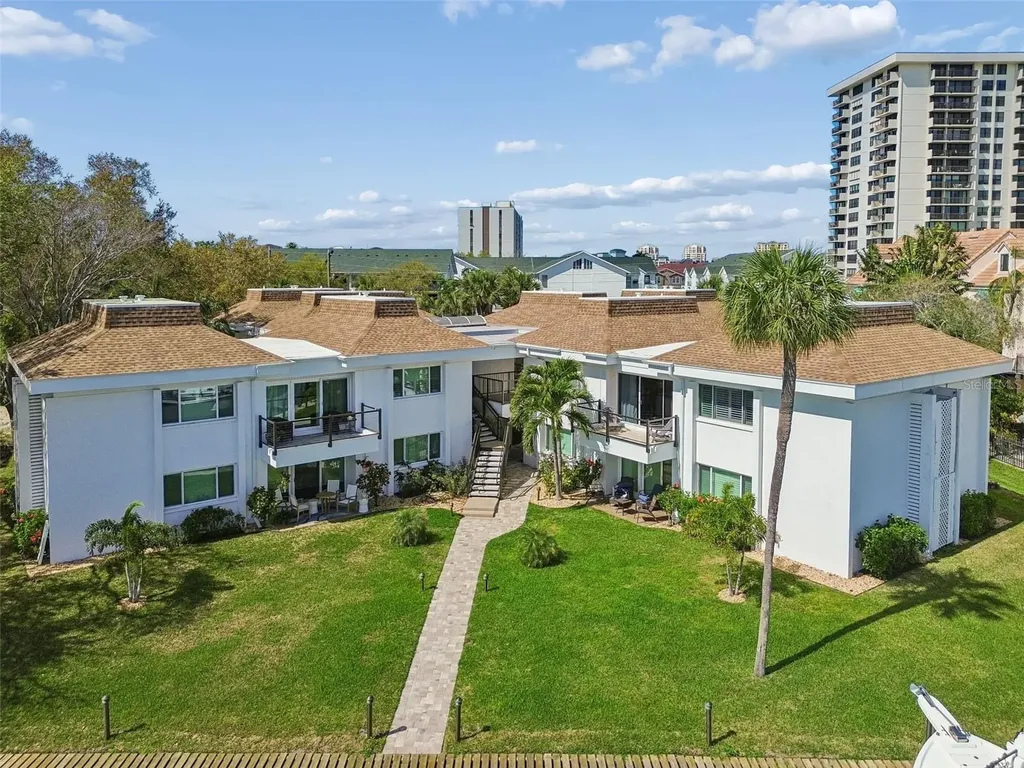 311 Island Way Clearwater Beach FL 33767