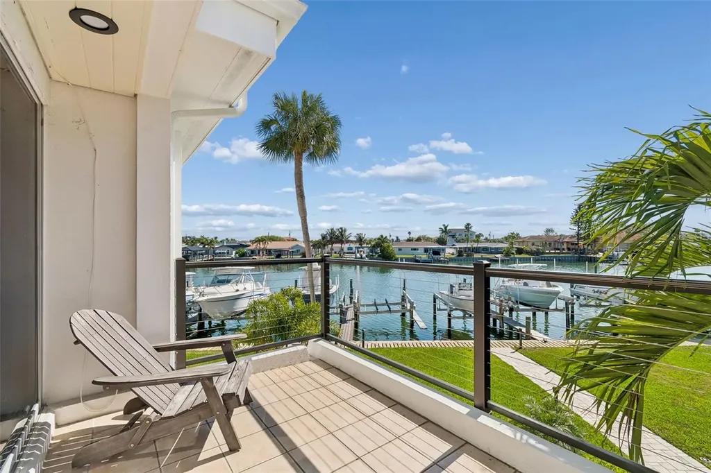311 Island Way Clearwater Beach FL 33767