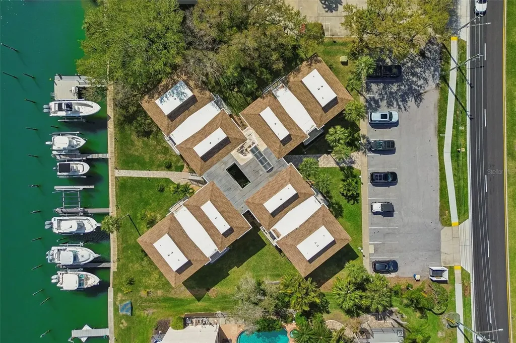 311 Island Way Clearwater Beach FL 33767