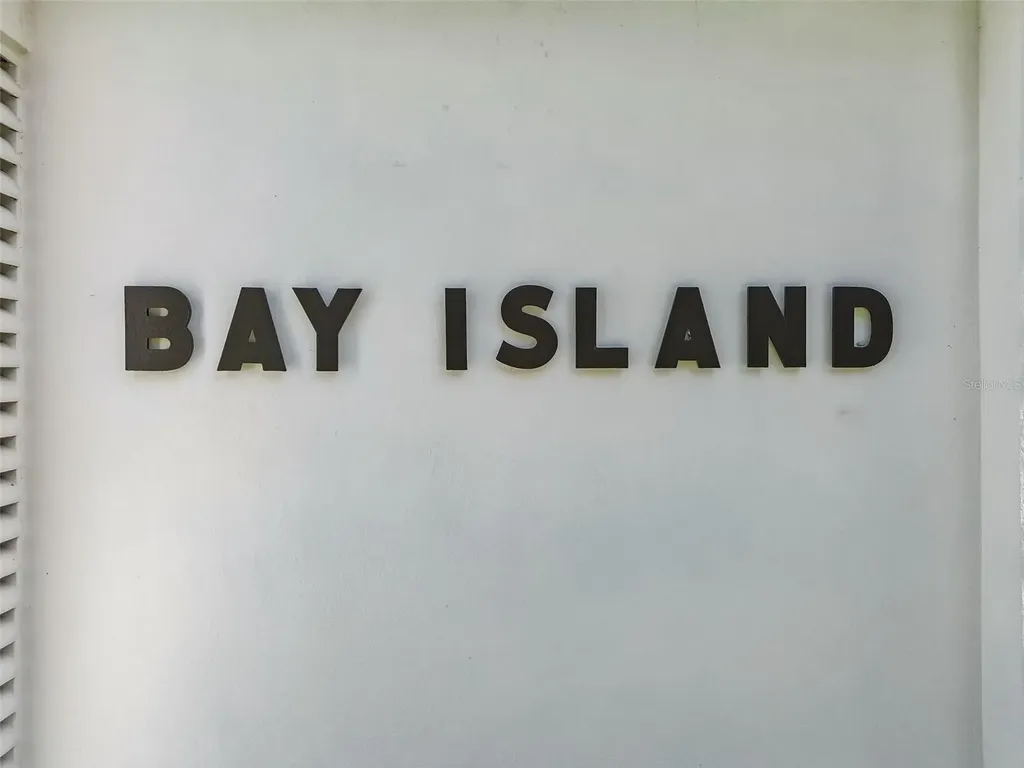 311 Island Way Clearwater Beach FL 33767