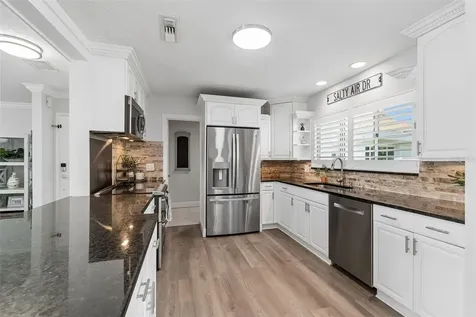 311 Island Way Clearwater Beach FL 33767