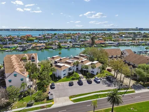 311 Island Way Clearwater Beach FL 33767