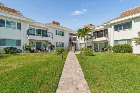 311 Island Way Clearwater Beach FL 33767