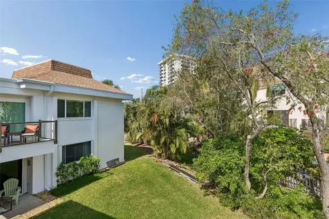311 Island Way Clearwater Beach FL 33767