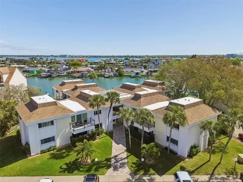 311 Island Way Clearwater Beach FL 33767