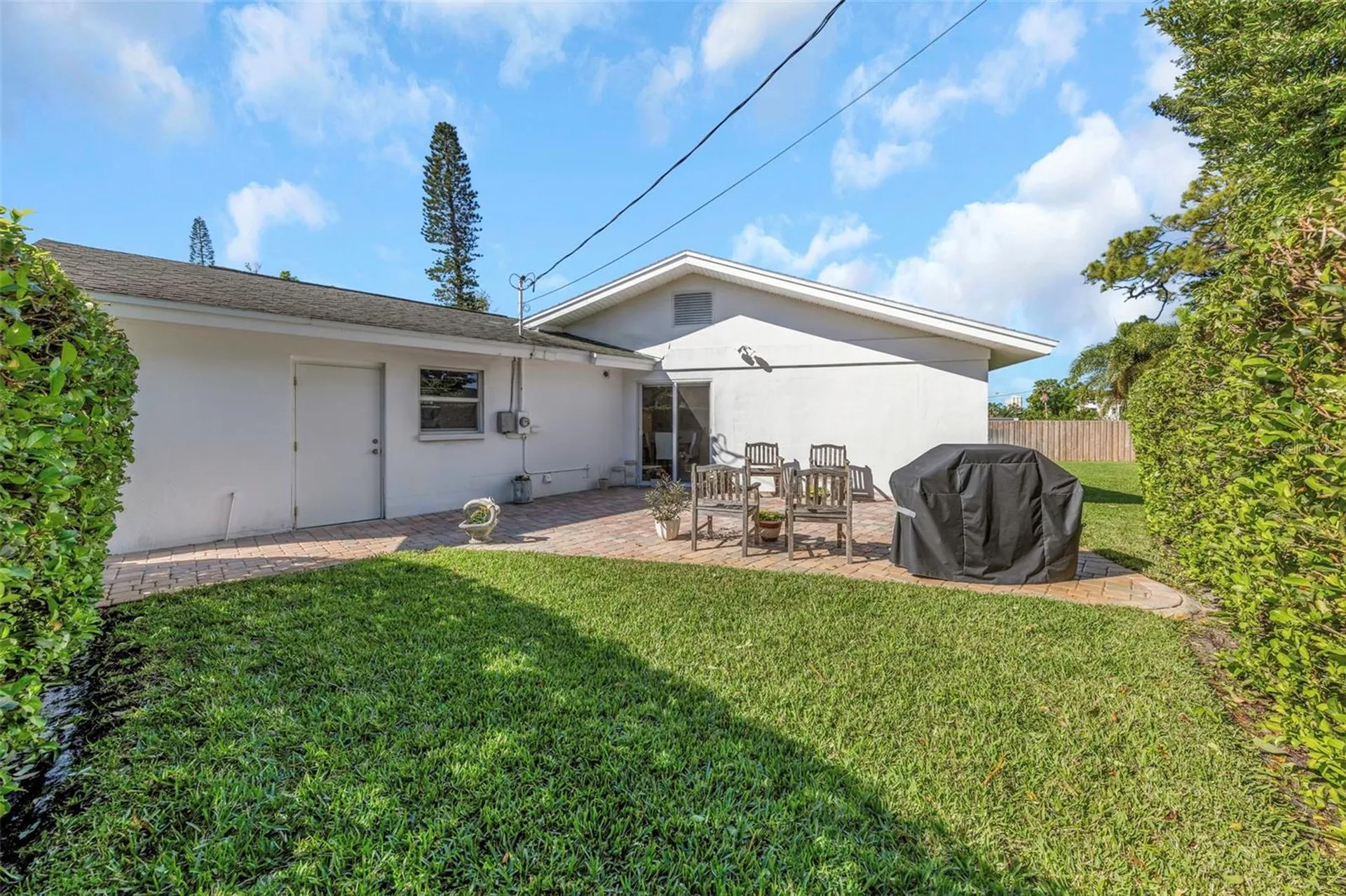 6613 Flamingo Way S St Petersburg FL 33707