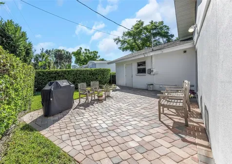 6613 Flamingo Way S St Petersburg FL 33707