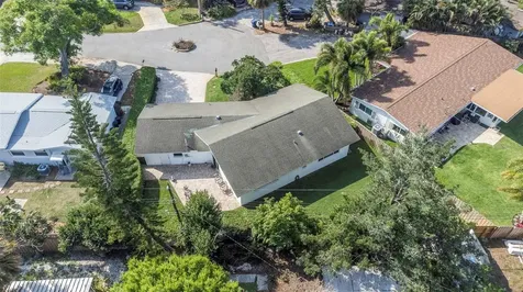 6613 Flamingo Way S St Petersburg FL 33707