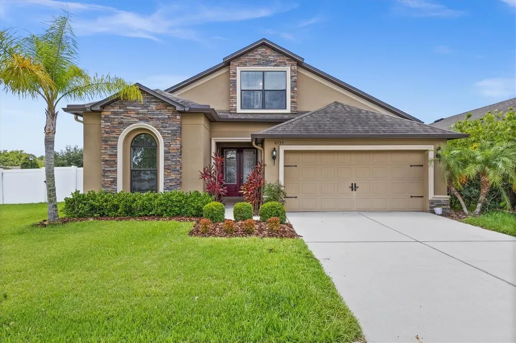 6539 Boulder Run Loop Wesley Chapel FL 33545