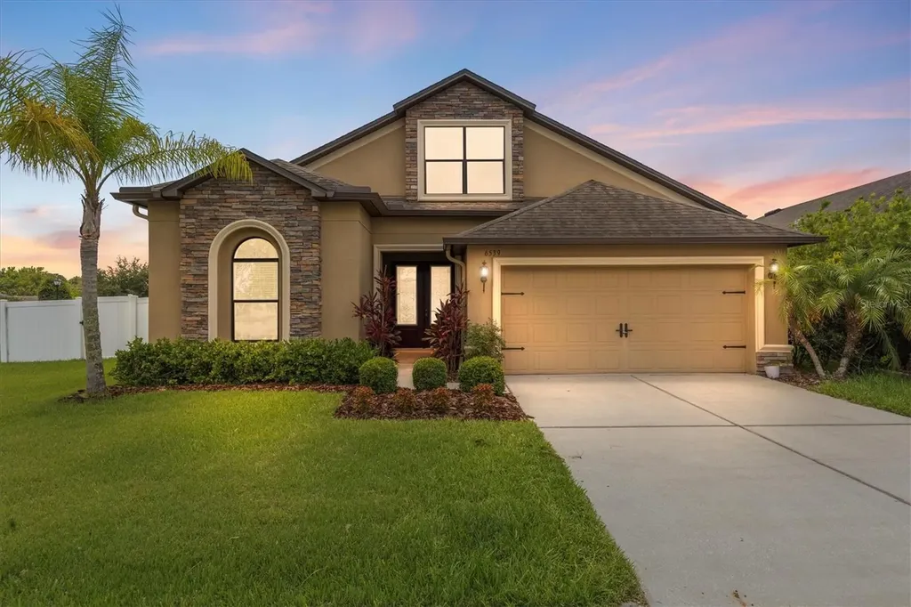 6539 Boulder Run Loop Wesley Chapel FL 33545