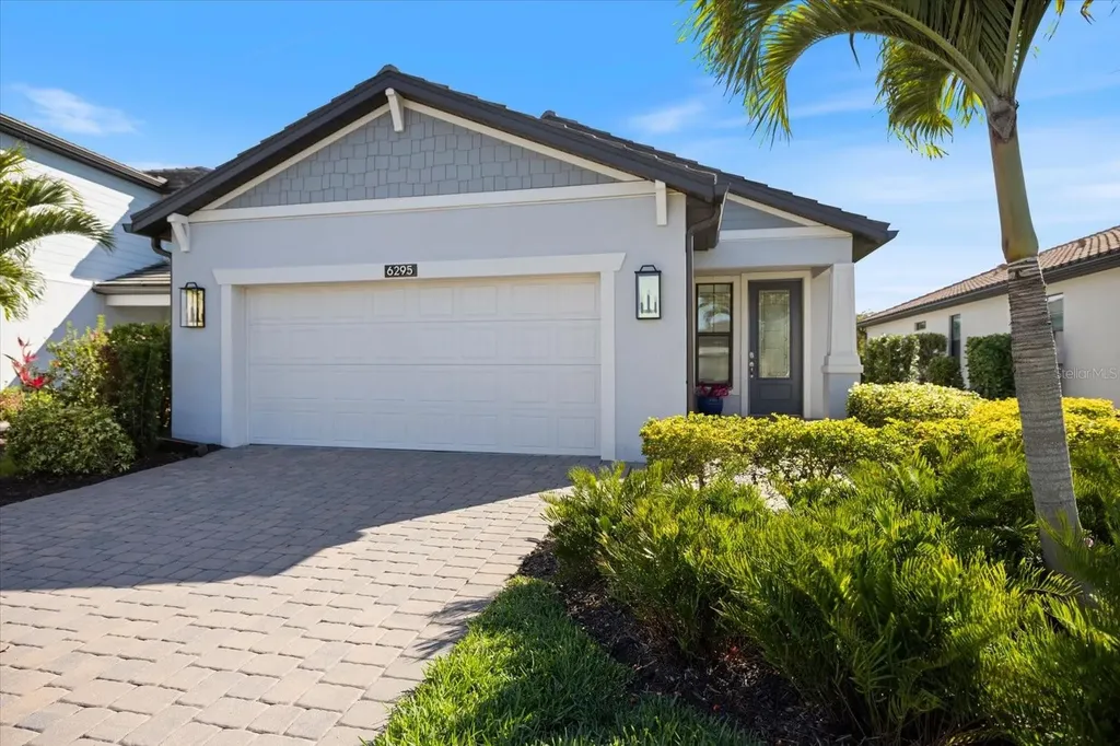 6295 Crested Eagle Lane Nokomis FL 34275