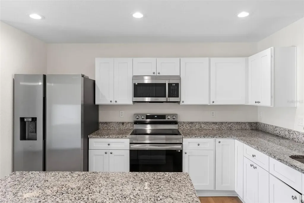 317 Courtland Street Auburndale FL 33823