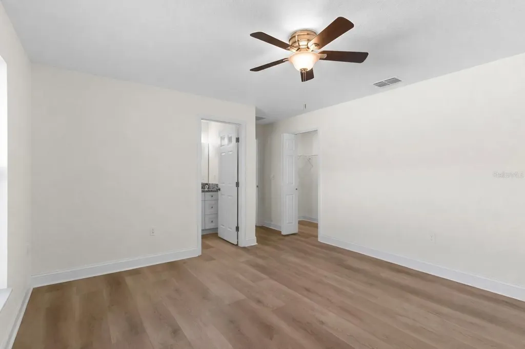 317 Courtland Street Auburndale FL 33823