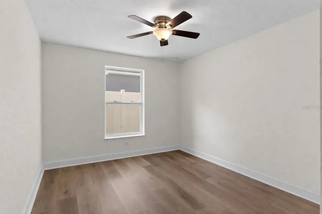 317 Courtland Street Auburndale FL 33823