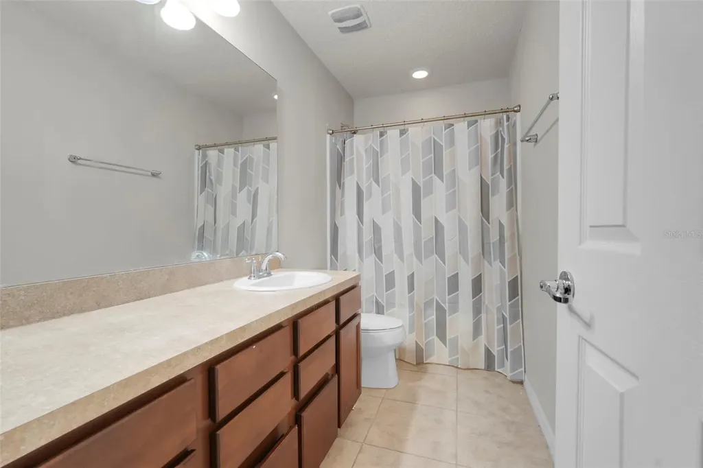 1626 Regal River Circle Ocoee FL 34761