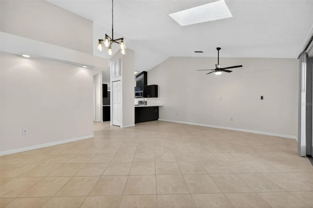 112 Anclote Road Tarpon Springs FL 34689