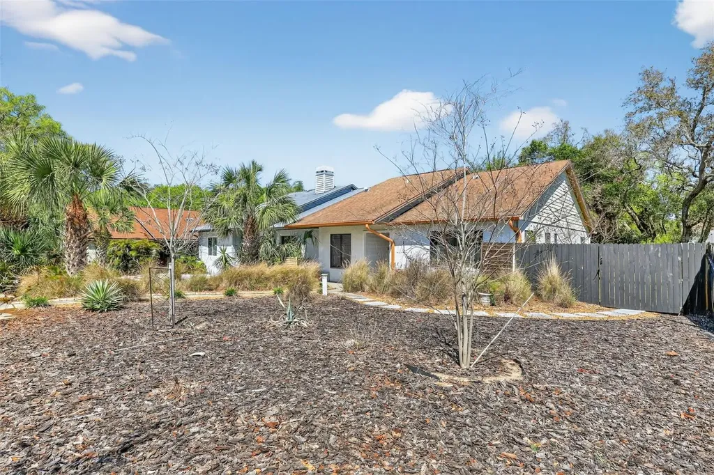 112 Anclote Road Tarpon Springs FL 34689