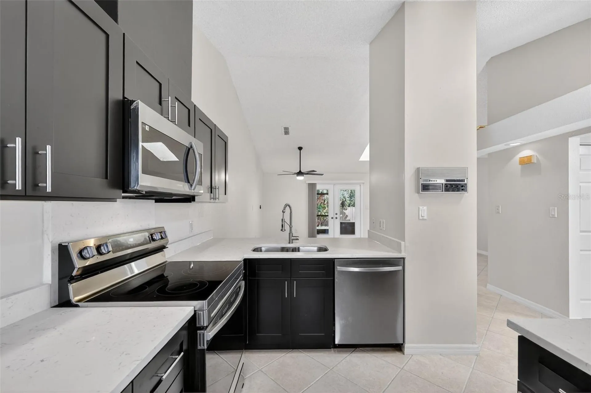 112 Anclote Road Tarpon Springs FL 34689