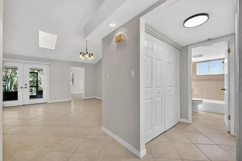 112 Anclote Road Tarpon Springs FL 34689