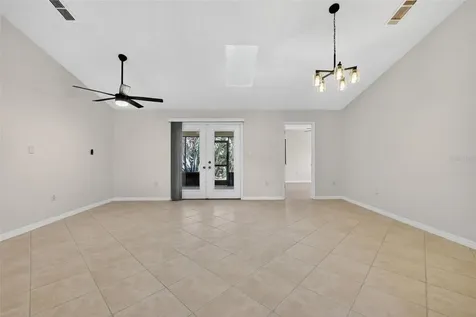 112 Anclote Road Tarpon Springs FL 34689