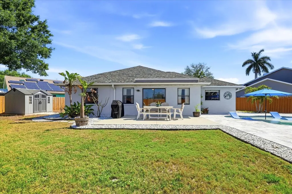 2016 58th Circle S St Petersburg FL 33712