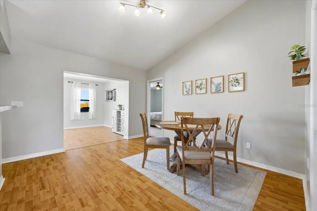 2016 58th Circle S St Petersburg FL 33712