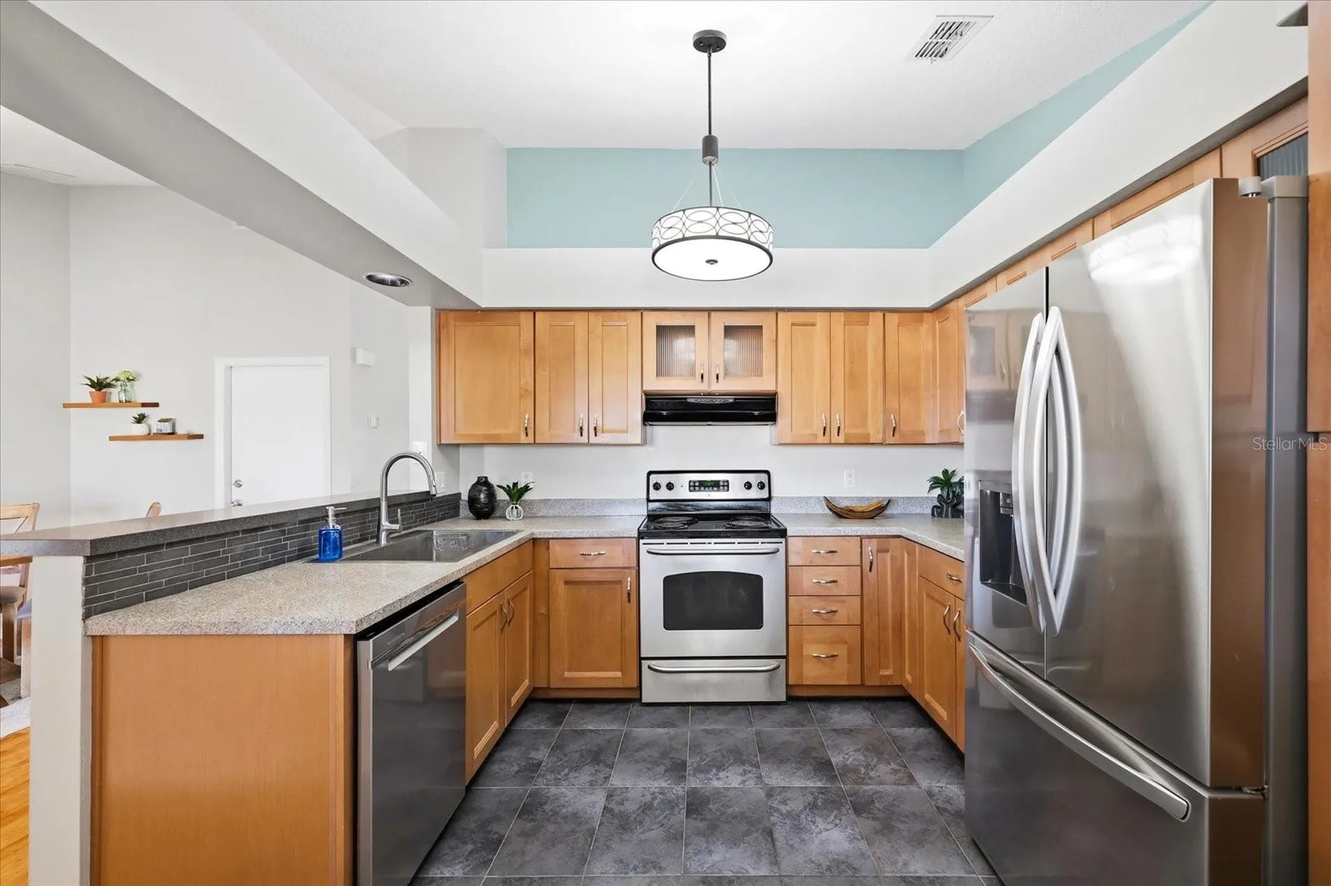 2016 58th Circle S St Petersburg FL 33712