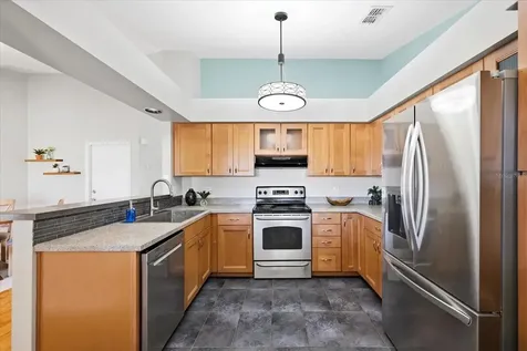 2016 58th Circle S St Petersburg FL 33712