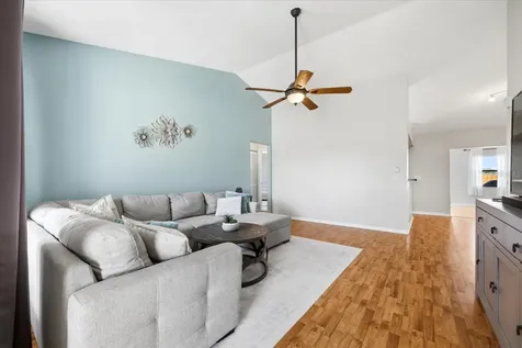 2016 58th Circle S St Petersburg FL 33712