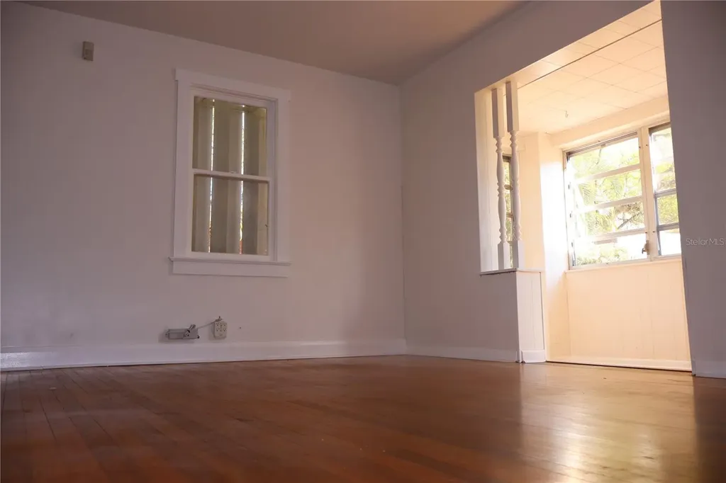 3815 W De Leon Street Tampa FL 33609