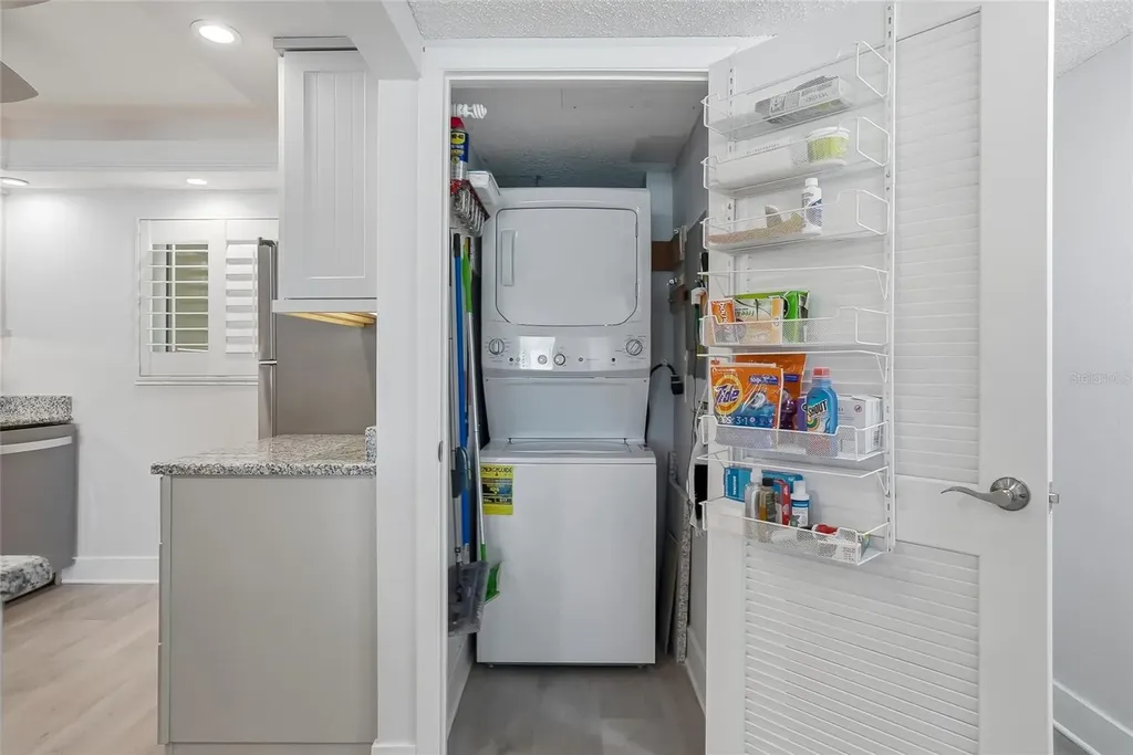 868 Bayway Boulevard Clearwater Beach FL 33767