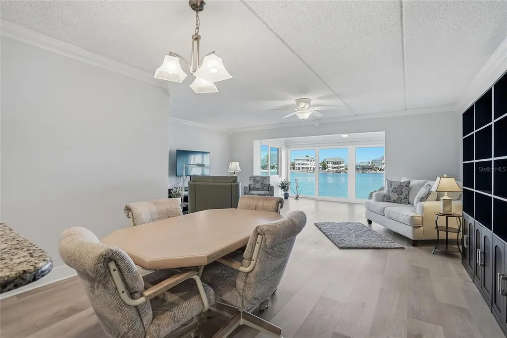 868 Bayway Boulevard Clearwater Beach FL 33767