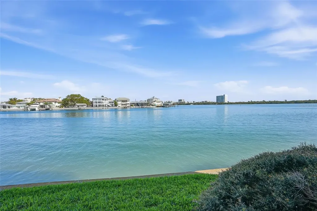 868 Bayway Boulevard Clearwater Beach FL 33767