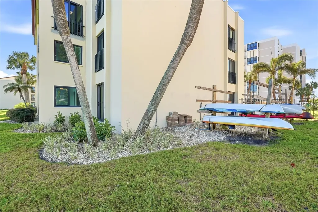 868 Bayway Boulevard Clearwater Beach FL 33767