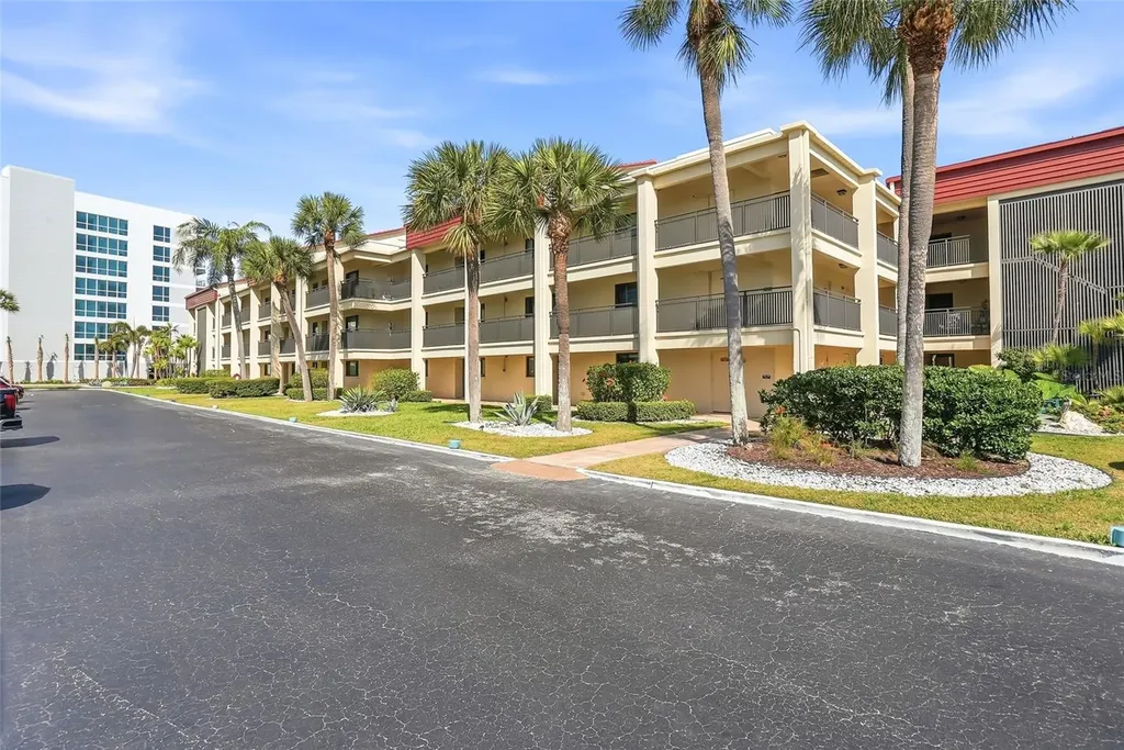868 Bayway Boulevard Clearwater Beach FL 33767