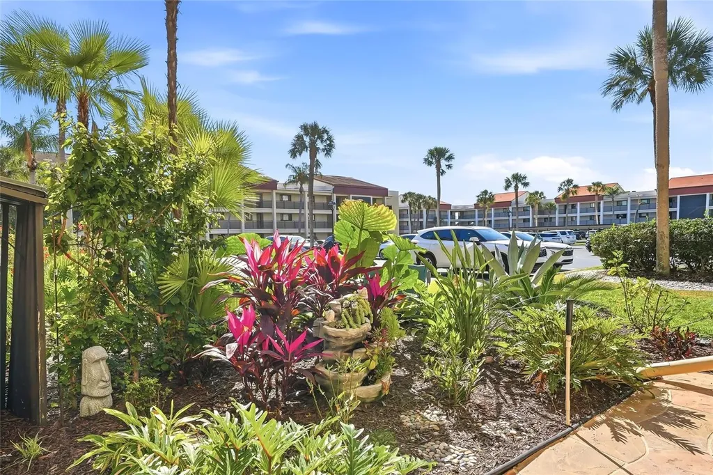 868 Bayway Boulevard Clearwater Beach FL 33767