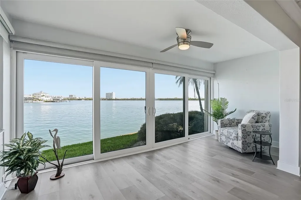 868 Bayway Boulevard Clearwater Beach FL 33767