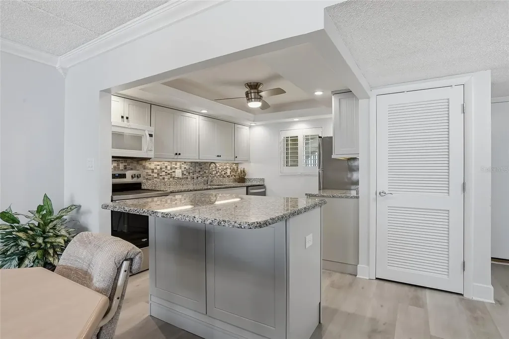 868 Bayway Boulevard Clearwater Beach FL 33767