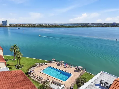 868 Bayway Boulevard Clearwater Beach FL 33767