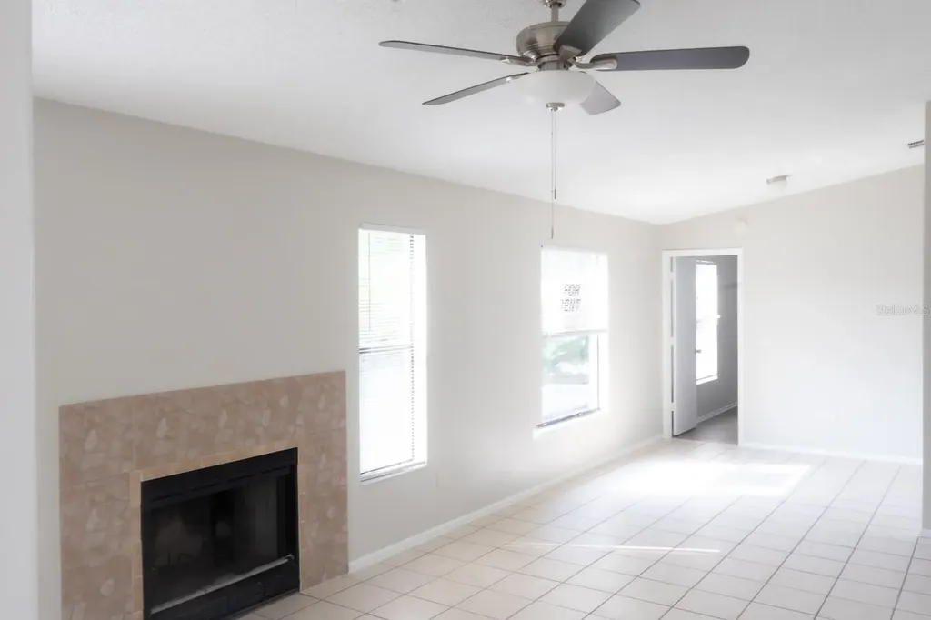 3160 S Semoran Boulevard Orlando FL 32822